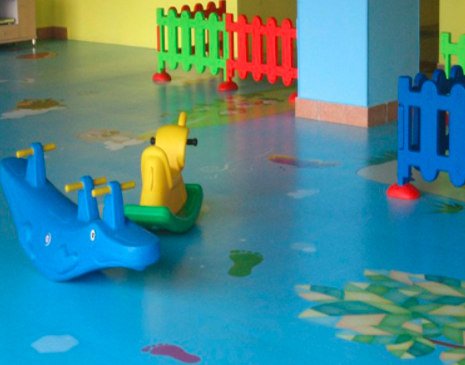 Vinyl sheet flooring for kindergarten