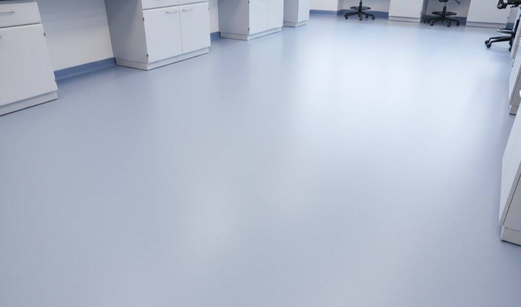 Homogeneous Flooring in Labs 2 pic .jpg