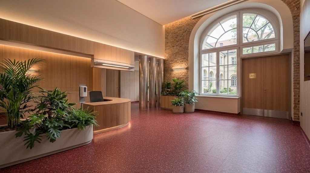 Maintenance of Heterogeneous 5 Pic